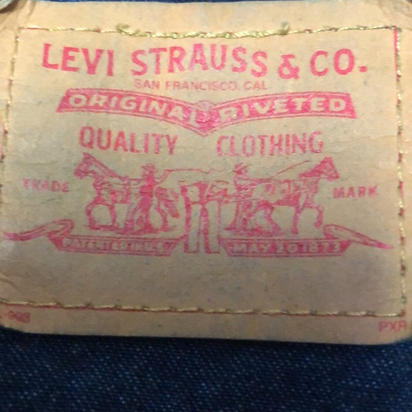 Levi’s Easy Rider jacket dark wash inner pockets copper hardware snap front. - Picture 5 of 8